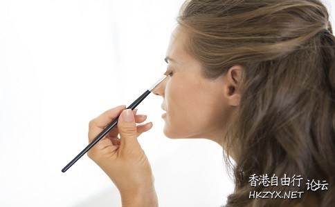新手入门：简易的化妆  化妆技巧