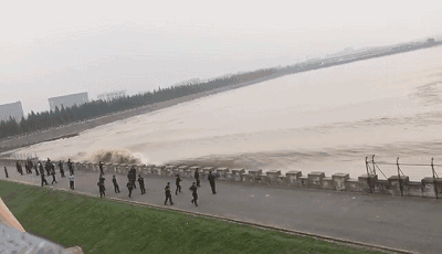 錢塘 30米的潮水好驚人  ChinaTravel 中國觀光景點
