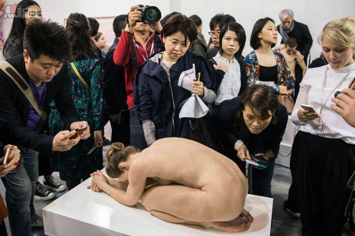 裸女藝術展　任影唔嬲  娛楽新闻